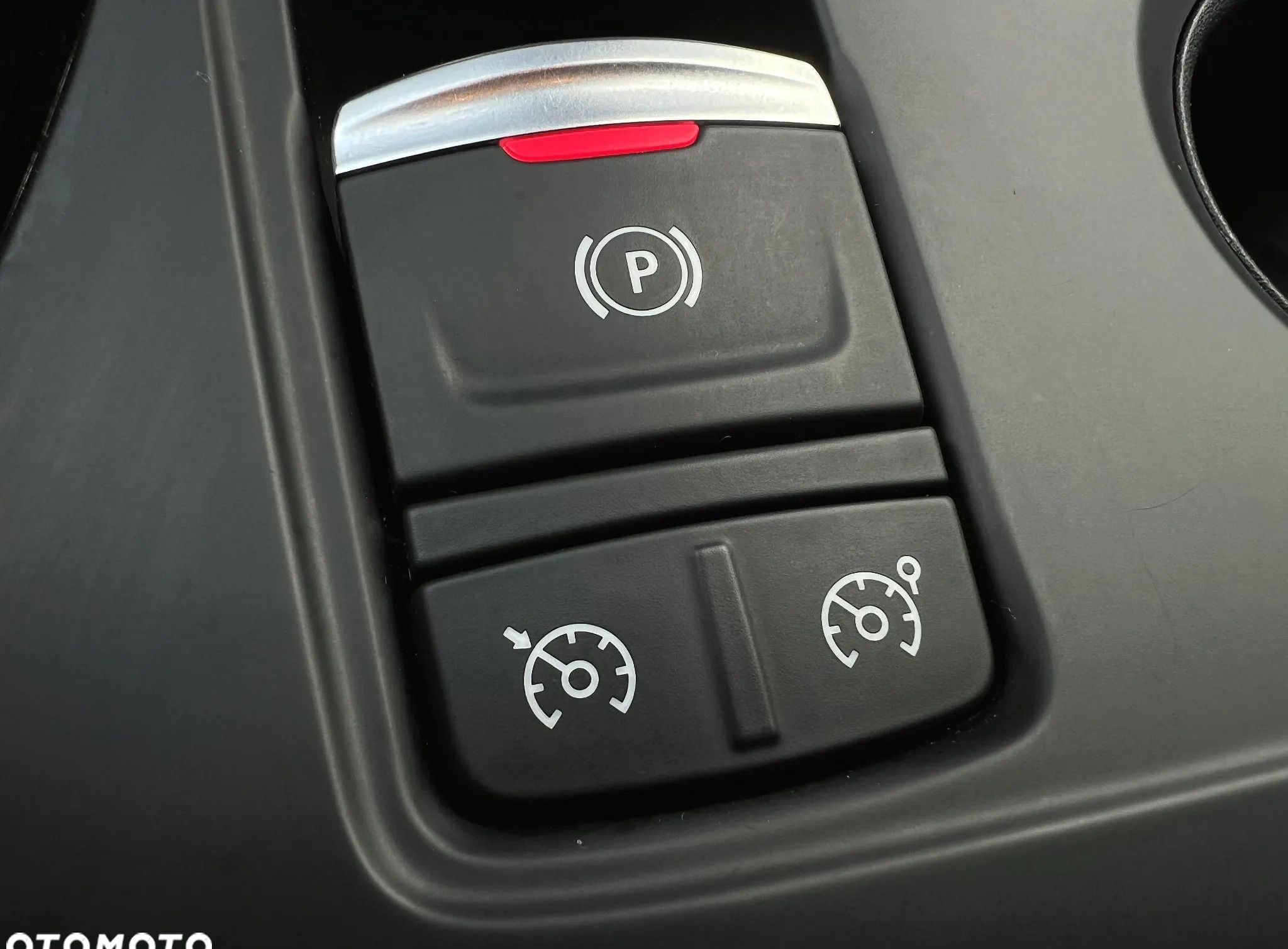 Renault Kadjar cena 59900 przebieg: 140000, rok produkcji 2017 z Gdańsk małe 667